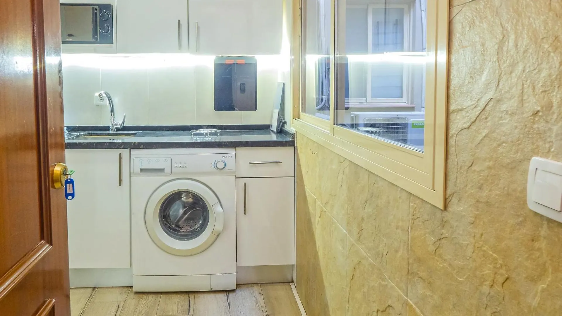 Apartment Cubo'S Estudio Malaga Center Spain